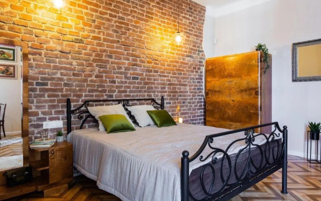 Смольського, 6