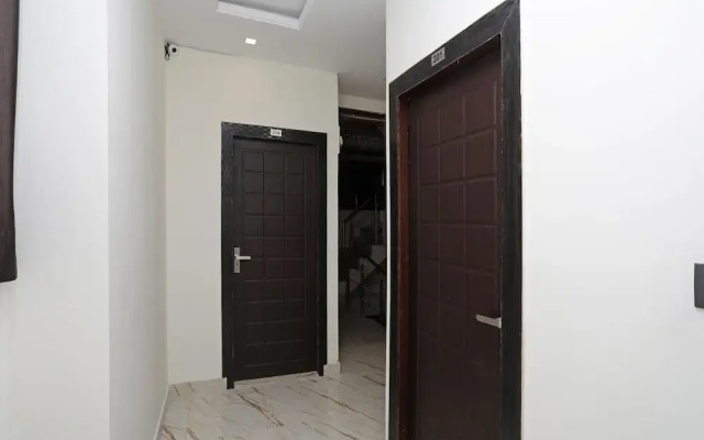Hotel Divine Ganges by OYO Rooms