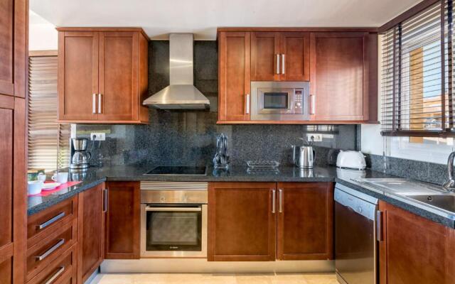 Malibu Mansions Condo С5 by Rafleys