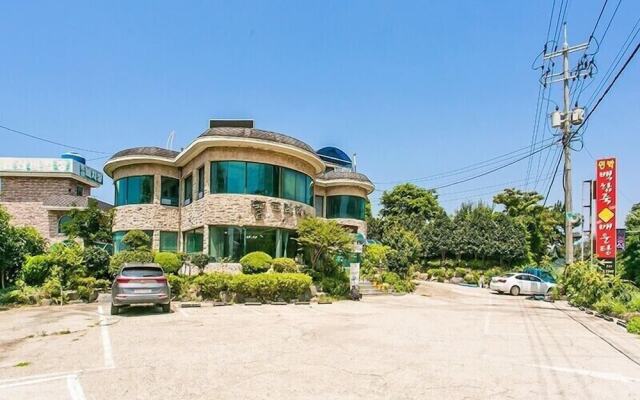 Byeonsan Dongguerami Pension