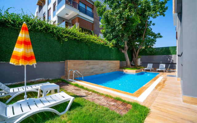 Meyde Boutique & Suites