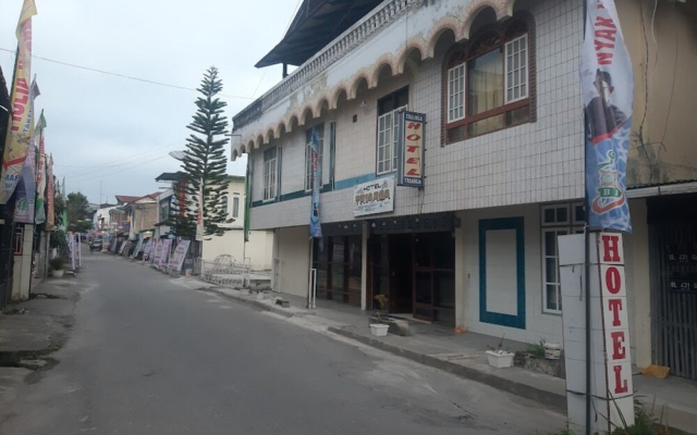 OYO 93237 Hotel Triarga