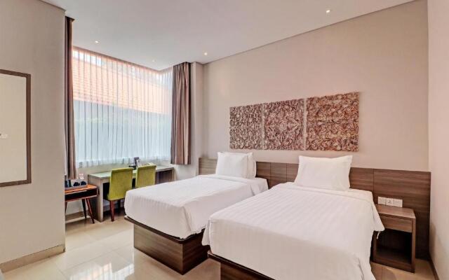 Townhouse Oak Signature Hotel