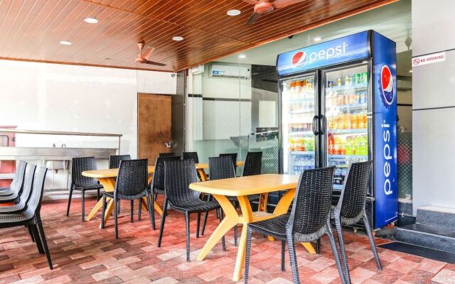 OYO 5692 Stay Inn Residency