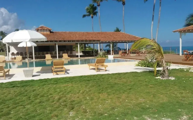 Wild Orchid 4 Bedroom Home