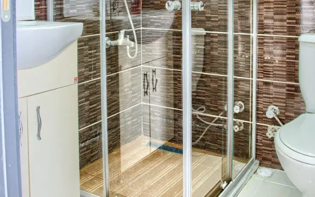 Yeniciftlik Otel
