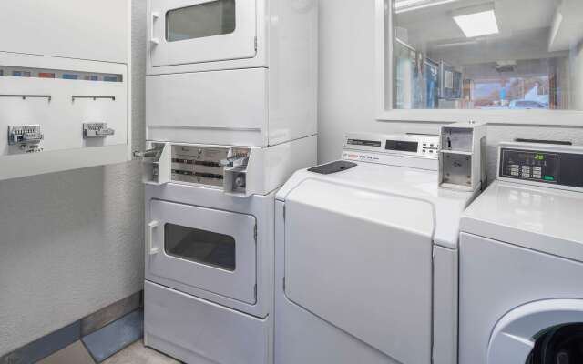 Motel 6 Carpinteria, CA - Santa Barbara - South