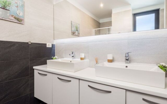 Apartment Albi Rijeka