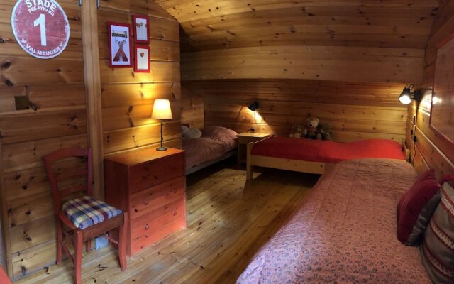 Quaint Holiday Home in Valfrejus with Garden