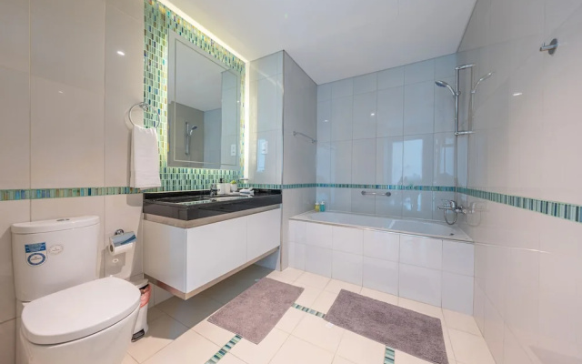 Tanin - Luxury Waterfront Apt with Stunning Marina Views