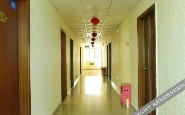 Yitong Hostel