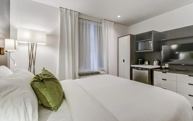 EST Hotel