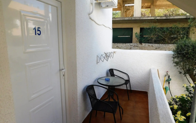 Perdika Mare Guesthouse