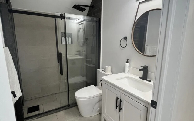 Cheerful and Modern