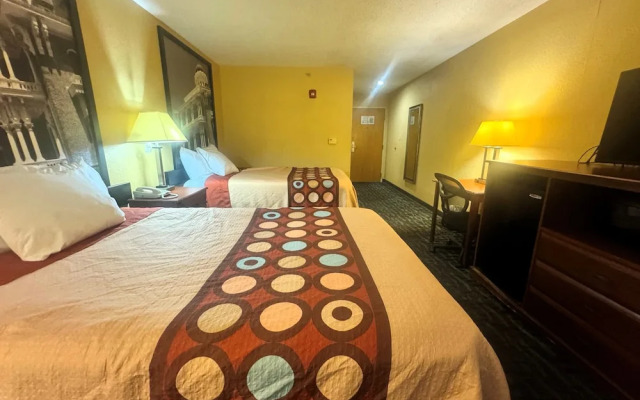 Super 8 By Wyndham Hattiesburg South