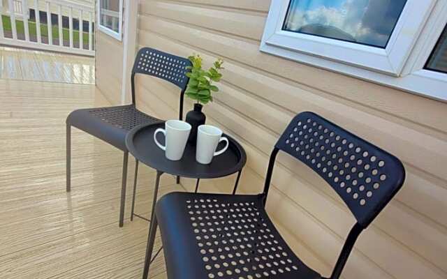 Golden Palm Getaway's PG143