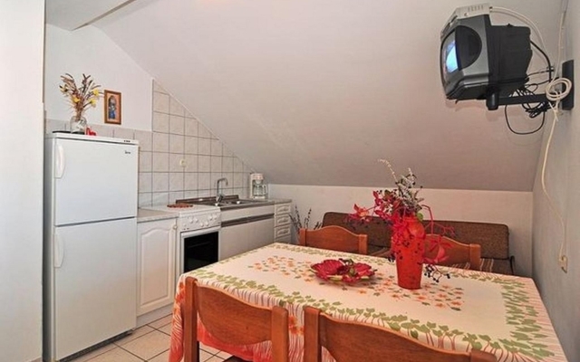 Apartment Jerimih - 120 m from sea: A3 Sukosan, Zadar riviera