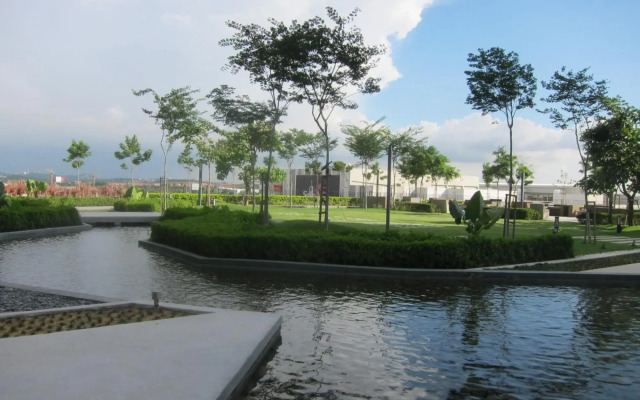 Arch Plus Studio at Trefoil Setia City