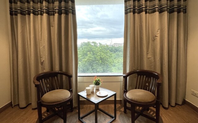 Royale Sarovar Portico Agra