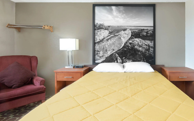 Super 8 by Wyndham Miles City