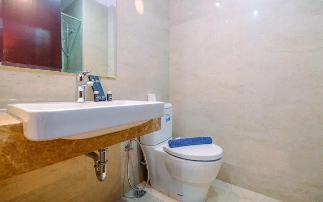 Warm and Cozy Studio Room at Menteng Park Apartment