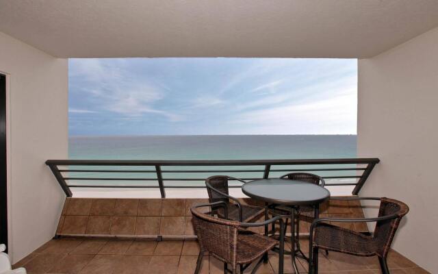 Emerald Towers by Panhandle Getaways