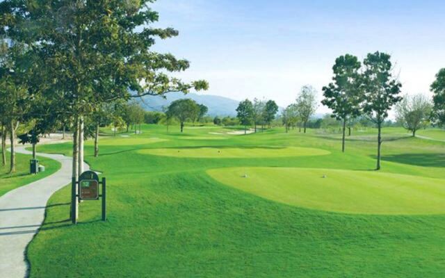 Lake View Resort & Golf Club