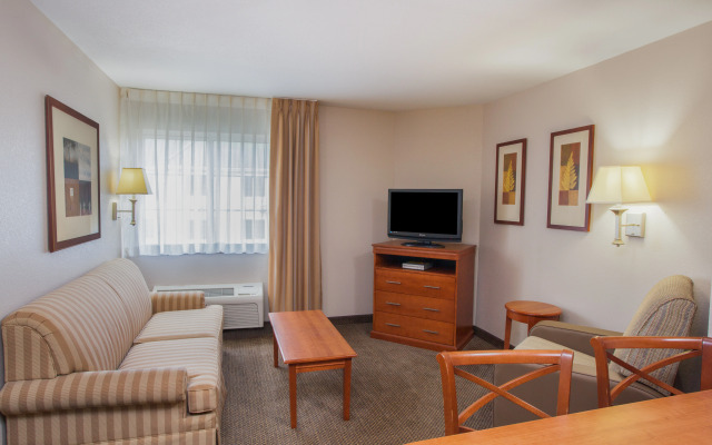 Candlewood Suites Merrillville by IHG