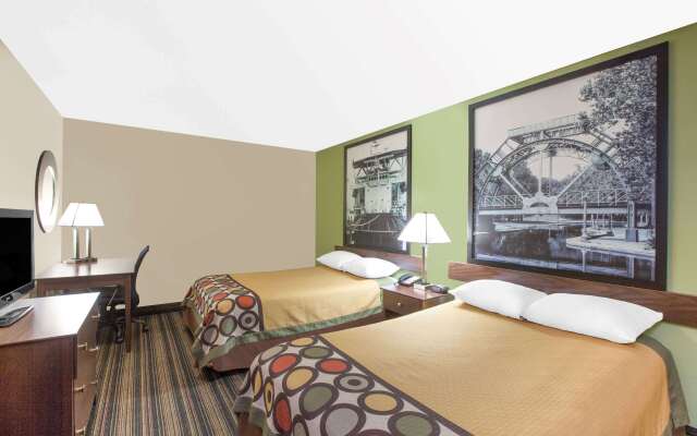 Super 8 by Wyndham Natchitoches