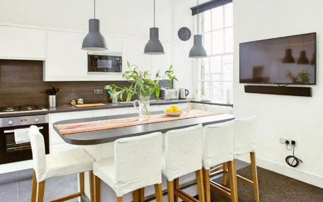 Edinburgh Art Apartments