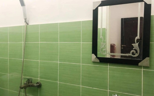 KoolKost @ Wiyung (Minimum Stay 30 Nights)