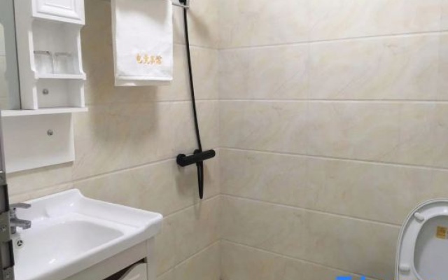 Pinghu esports theme hotel – Bathroom – Jiaxing