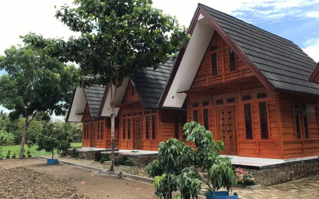 RedDoorz @ Geopark Ciletuh Sukabumi