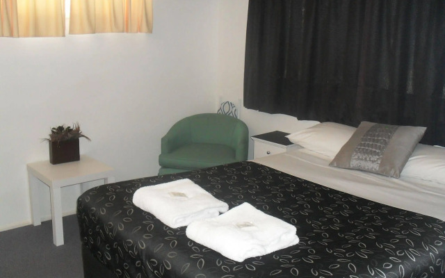 Charm City Motel