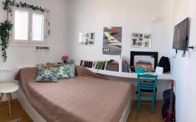 Studio Seagull - By Old Market Street - Naxos Town