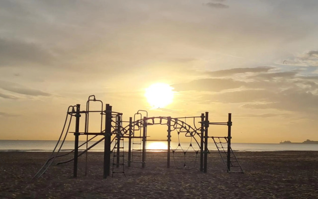 New Luxury Beachfront Apartament