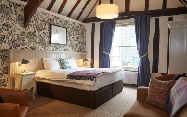 White Hart Hotel by Greene King Inns
