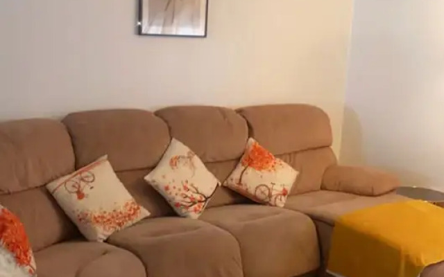 Lovely 2 Bed Apartment in East London
