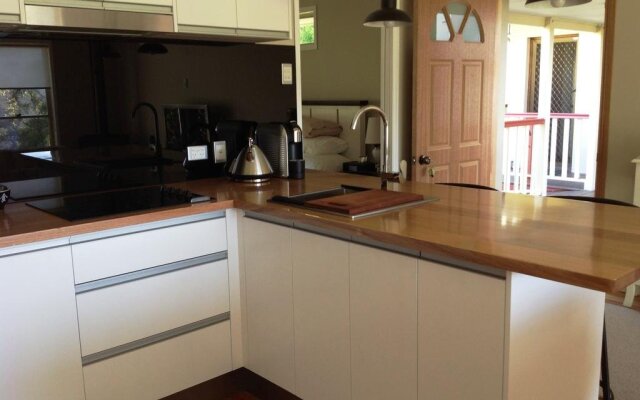 The Avenue at Montville Luxury Cottage