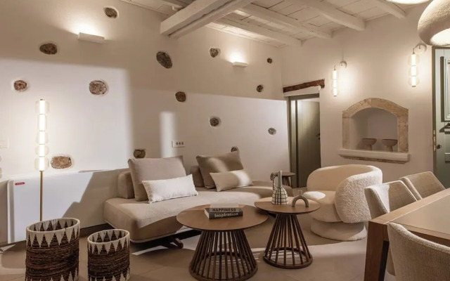 Mint Villa by Checkin