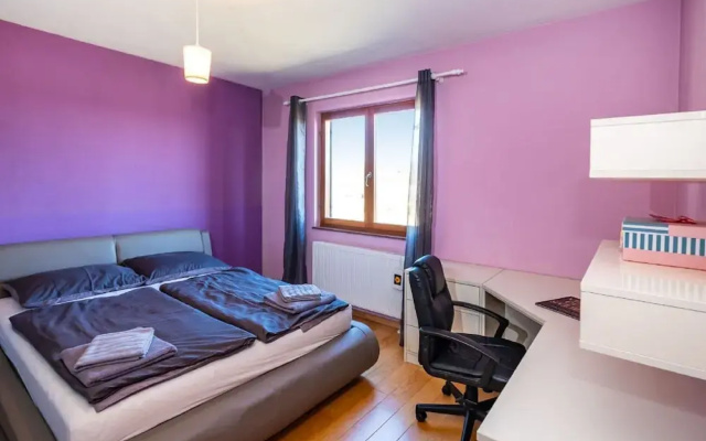 Delightful Apartment in Radovin With Garden