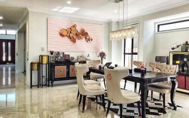 Luxury House Collection Four Beds