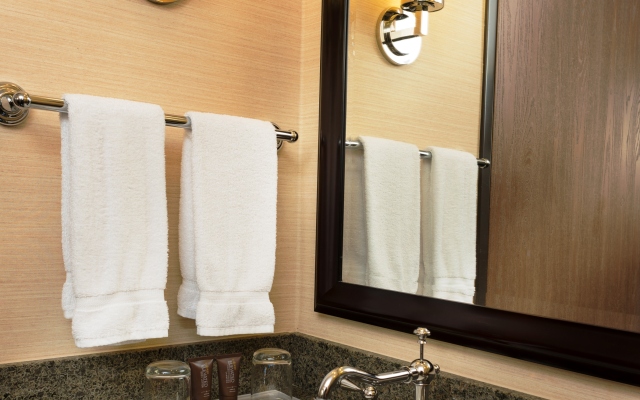 Ayres Suites Diamond Bar