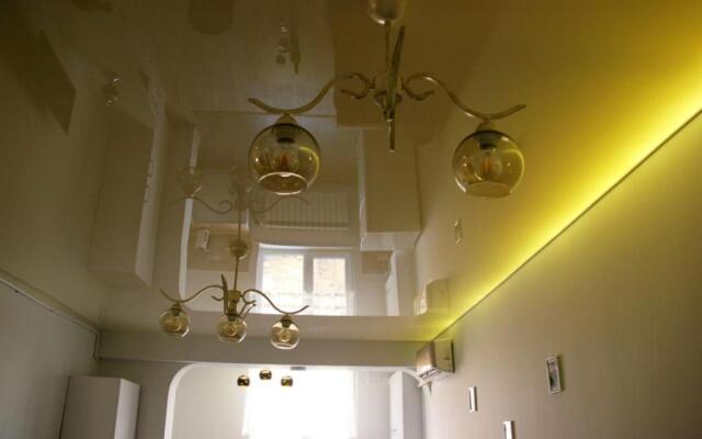 Excellent apartment in the Republic Square.Pushkin3