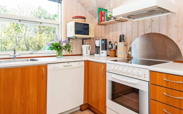 6 Person Holiday Home in Hemmet