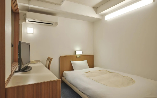 Hotel Urashima – Guest Rooms – Wakayama