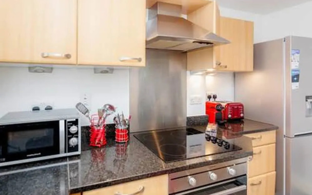 Morton Close Apartment