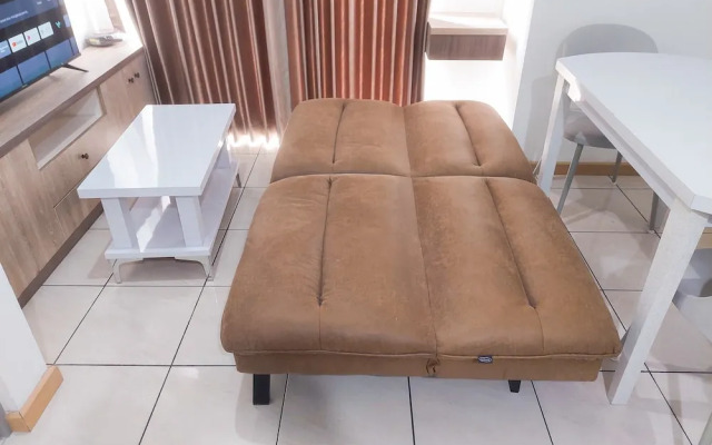 Comfy 1Br Apartment At M-Town Residence