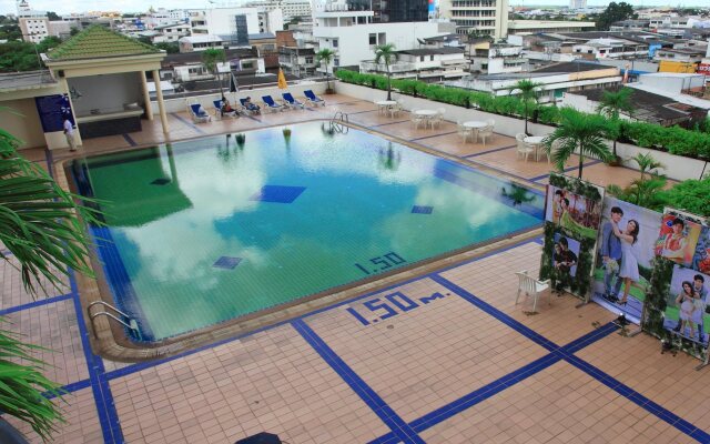 Charoenthani Khonkaen Hotel
