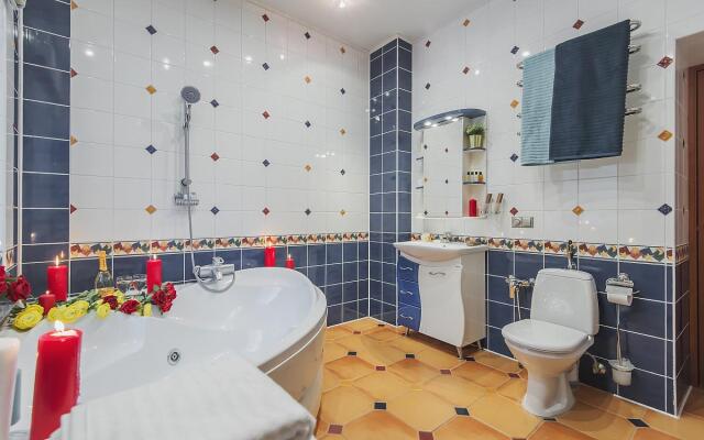 GMApartments (ДжиЭмАпартментс) на переулке Филипповский